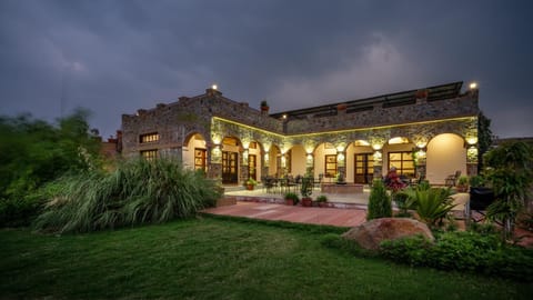 Inner courtyard view