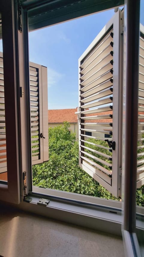 Garden, Garden view