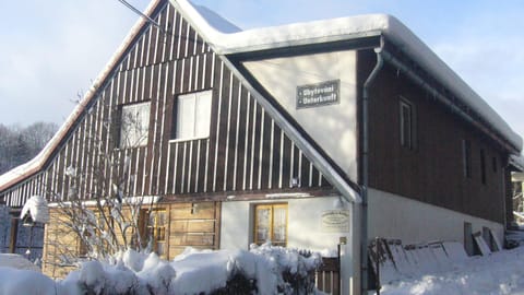 Property building, Winter
