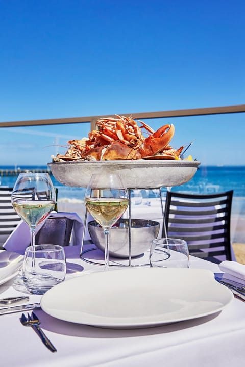 La Cremaillere Hôtel-Restaurant Hotel in Courseulles-sur-Mer