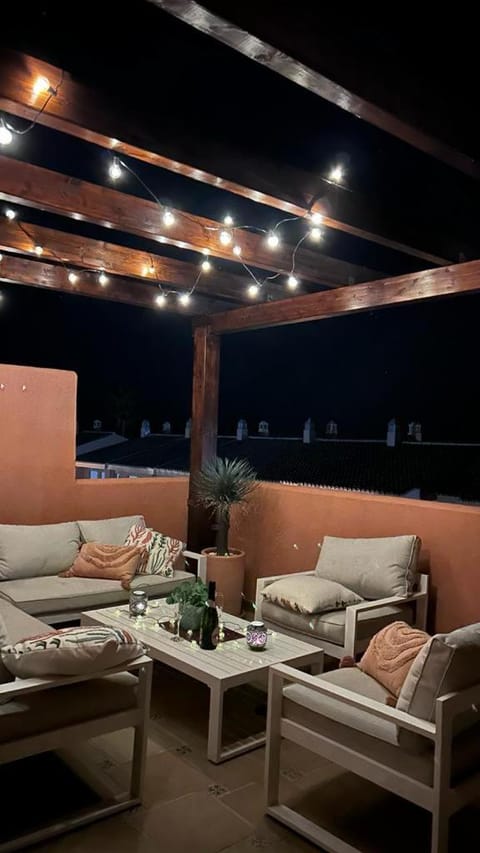 Balcony/Terrace, Balcony/Terrace