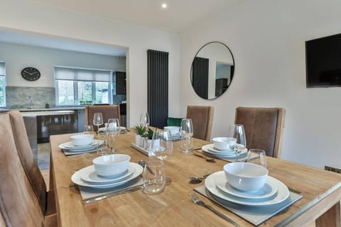Cosy, Exclusive Sheffield House near Peak district House in Sheffield