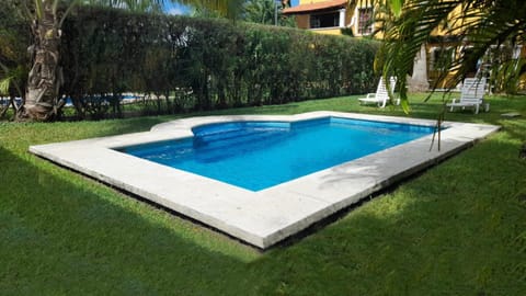 Garden, Swimming pool