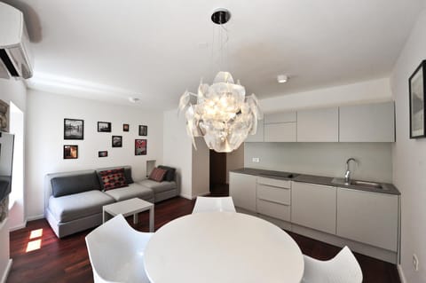 Historic center shelter Apartment in Piran