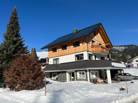 Property building, BBQ facilities, Garden, Parking