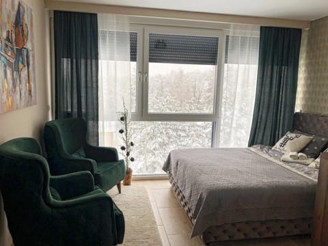 Seating area, Bedroom