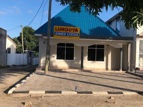 Property building, Property logo or sign