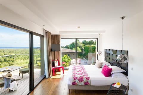 Bed, View (from property/room), Bedroom