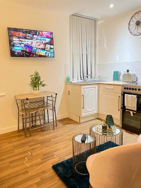 TV and multimedia, Kitchen or kitchenette