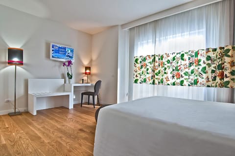 TV and multimedia, Bedroom