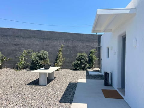 Absolute Paradise Santorini Apartment in Santorini