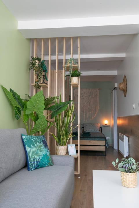 Living room, Bedroom