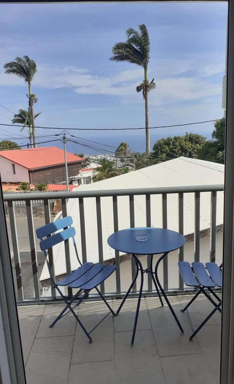 Natural landscape, Balcony/Terrace, Sea view