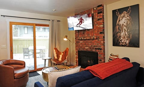 Andora Villa Condo 109 House in Ketchum