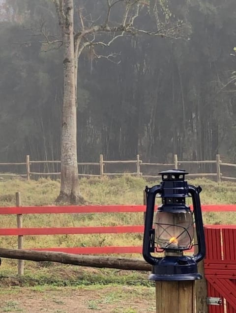 Vivenda dos Guaranys -Um projeto ecológico - Casa House in State of Rio de Janeiro