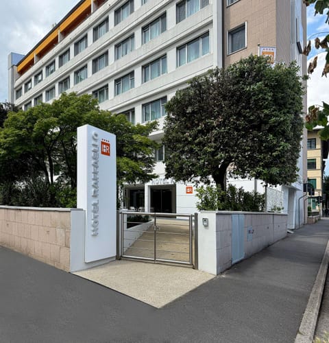 Property building, Day