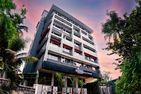 Property building, Day