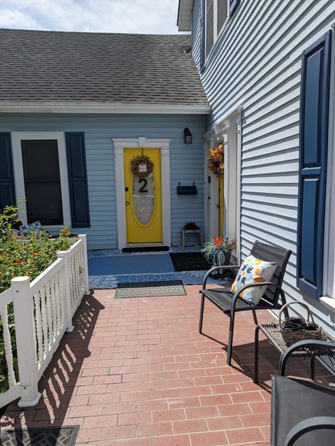 Property building, Patio, Seating area
