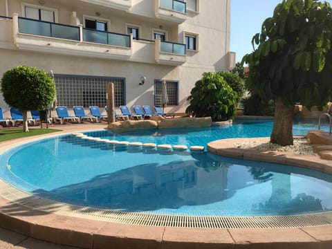 Property building, Swimming pool