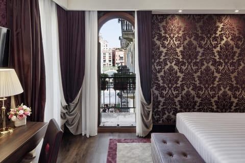 Bed, View (from property/room), Decorative detail, Bedroom