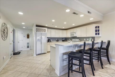 Cori Noel 102 Apartment in Ocean City