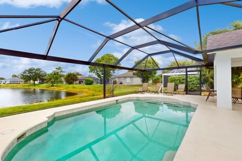 Breezy Beachwalk House in Iona