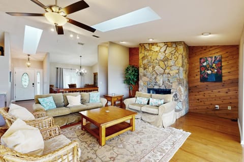 Happy Place House in St Petersburg