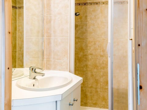 Chalet cosy à l'Alpe d'Huez pour 8 pers avec wifi - FR-1-645-14 Chalet in Huez