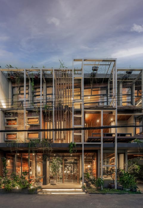 Property building, Facade/entrance