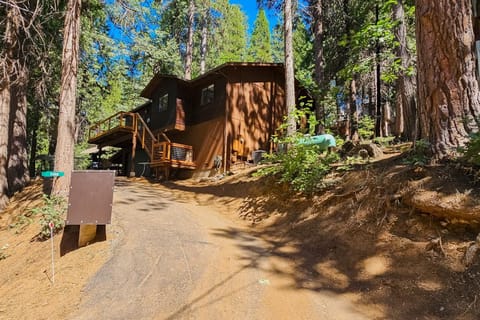 Cabin In The Woods Cabin in Arnold