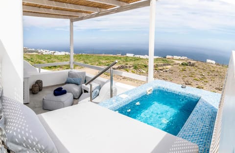 Hot Tub, Hot Tub, Balcony/Terrace, Balcony/Terrace, Sea view