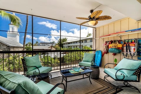 Kona Plaza 215 House in Holualoa