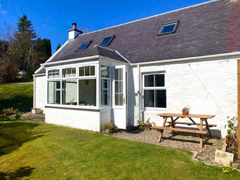 Wee Silverburn House in England