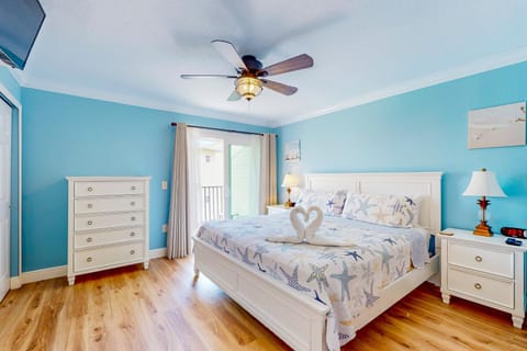 Bay View Villas #118 House in Indian Shores