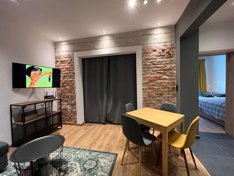 Living room, Dining area, Dinner