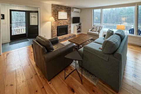 Londonderry Links House in South Londonderry