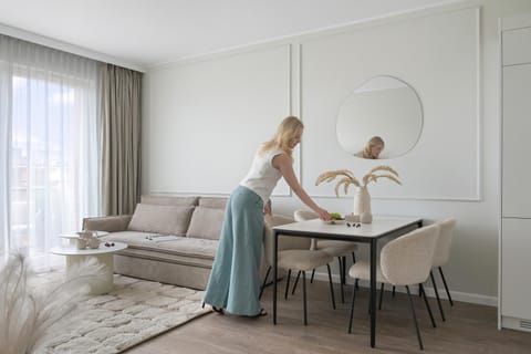Living room, Seating area, Dining area
