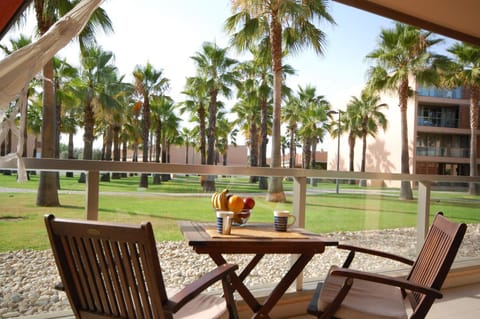 Balcony/Terrace, Dining area