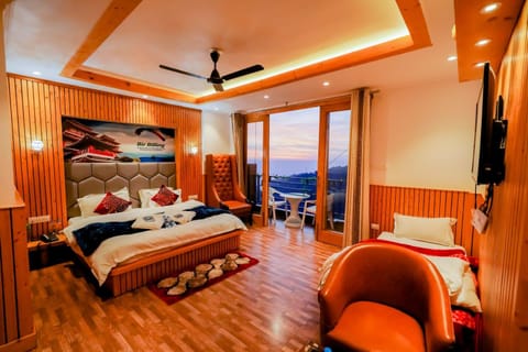 View (from property/room), View (from property/room), Photo of the whole room, Bedroom, Mountain view, Mountain view