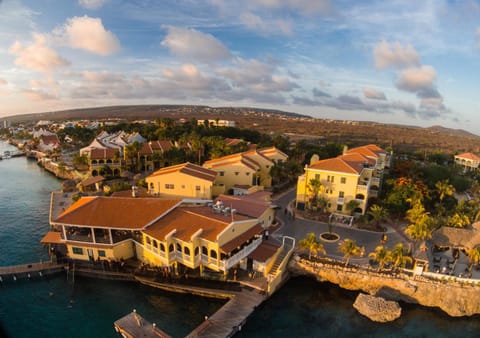 Property building, Day, Bird's eye view, Snorkeling, View (from property/room), Canoeing, Diving, On site, Sea view, Sports, Meals, American breakfast, Lunch, Dinner, Drinks, Alcoholic drinks, Non alcoholic drinks