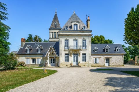 Property building, Day, Landmark view