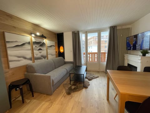 Appart centre station les 2 Alpes, parking, wifi Apartment in Les Deux Alpes