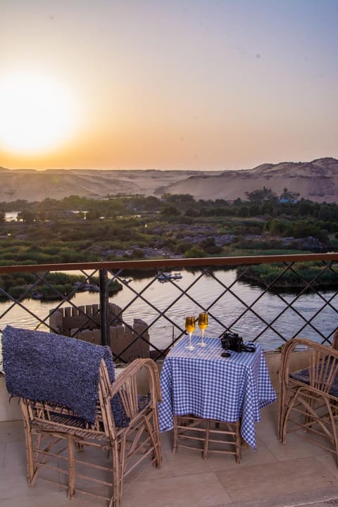 Natural landscape, Balcony/Terrace, Sunset