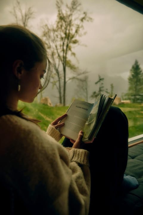 People, Natural landscape