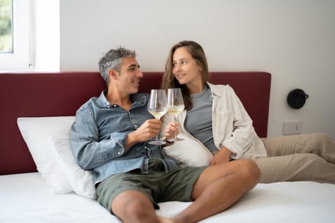 Guests, Alcoholic drinks