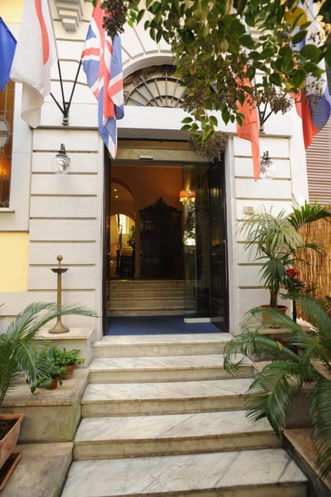 Facade/entrance, Day