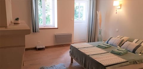 Maison Familiale proche Zoo de Beauval à Selles sur Cher GITE A l'Ombre du Saule House in Centre-Val de Loire