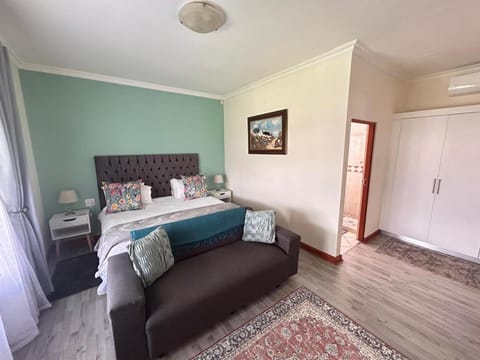 Mirihof Retreat and Olive Estate Bed and Breakfast in Western Cape