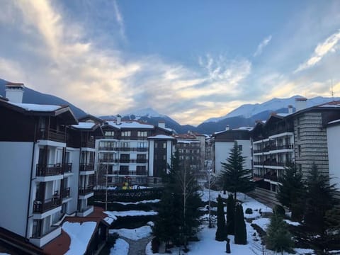 BREATHTAKING Mountain view 3 bedrooms appartement Apartment in Bansko