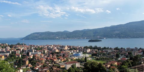 Sole Apartment in Verbania
